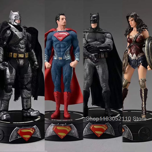 20CM  - LED  Ligthed Justice League Batman Wonder Women Superman Action Figures