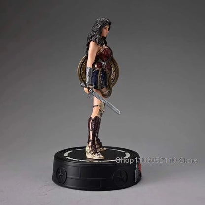 20CM  - LED  Ligthed Justice League Batman Wonder Women Superman Action Figures