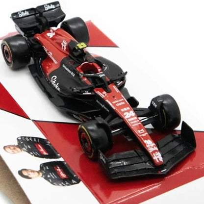 F1 COLLECTION  1:43 Aston Martin AMR23 Mercedes W14 Red Bull RB19 Miami GP Ferrari SF23 Alpine A523 F1 Model Formula Car Static Racing